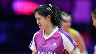 年傑志擊敗 年傑志擊敗