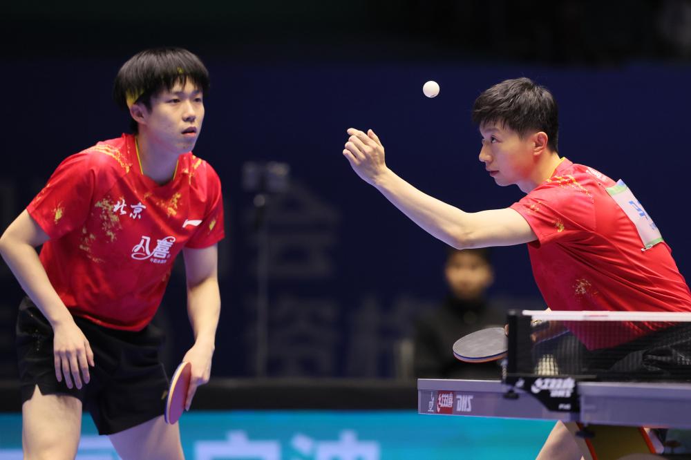 间的战略互 间的战略互